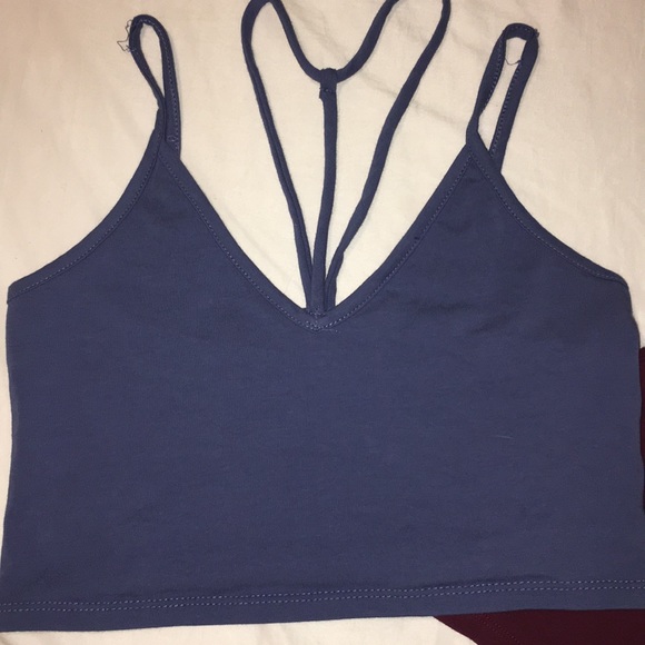 Crop tops - Picture 2 of 5